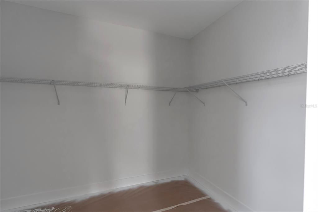 На продажу: $309,900 (4 спален, 3 ванн, 1905 Квадратных фут)