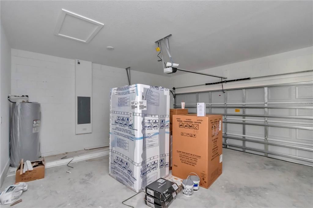 На продажу: $309,900 (4 спален, 3 ванн, 1905 Квадратных фут)