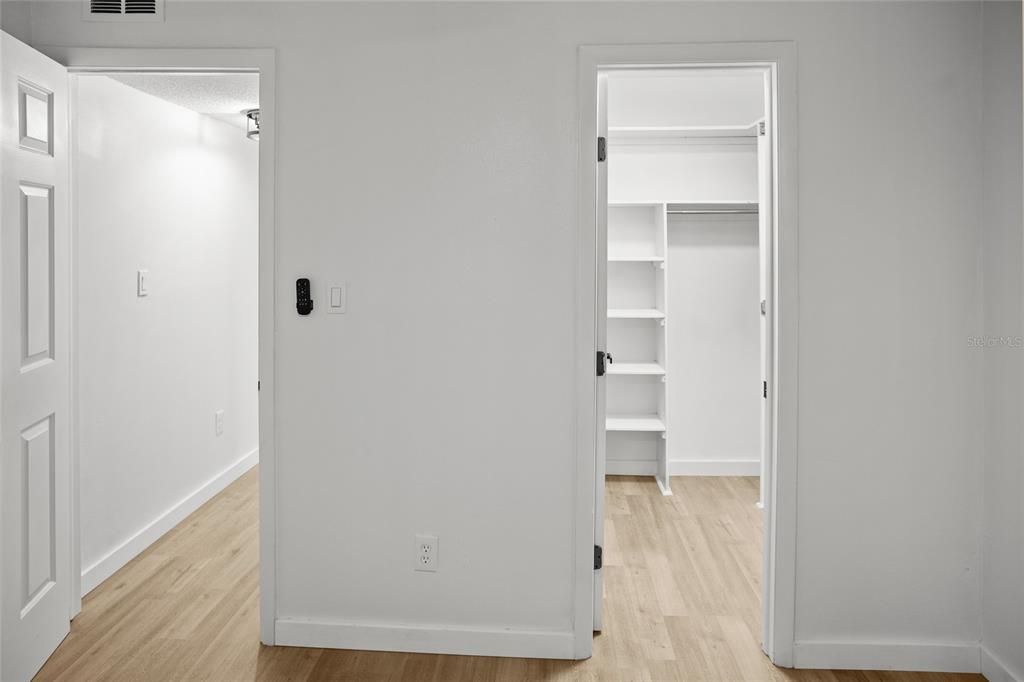 На продажу: $209,000 (3 спален, 2 ванн, 1432 Квадратных фут)