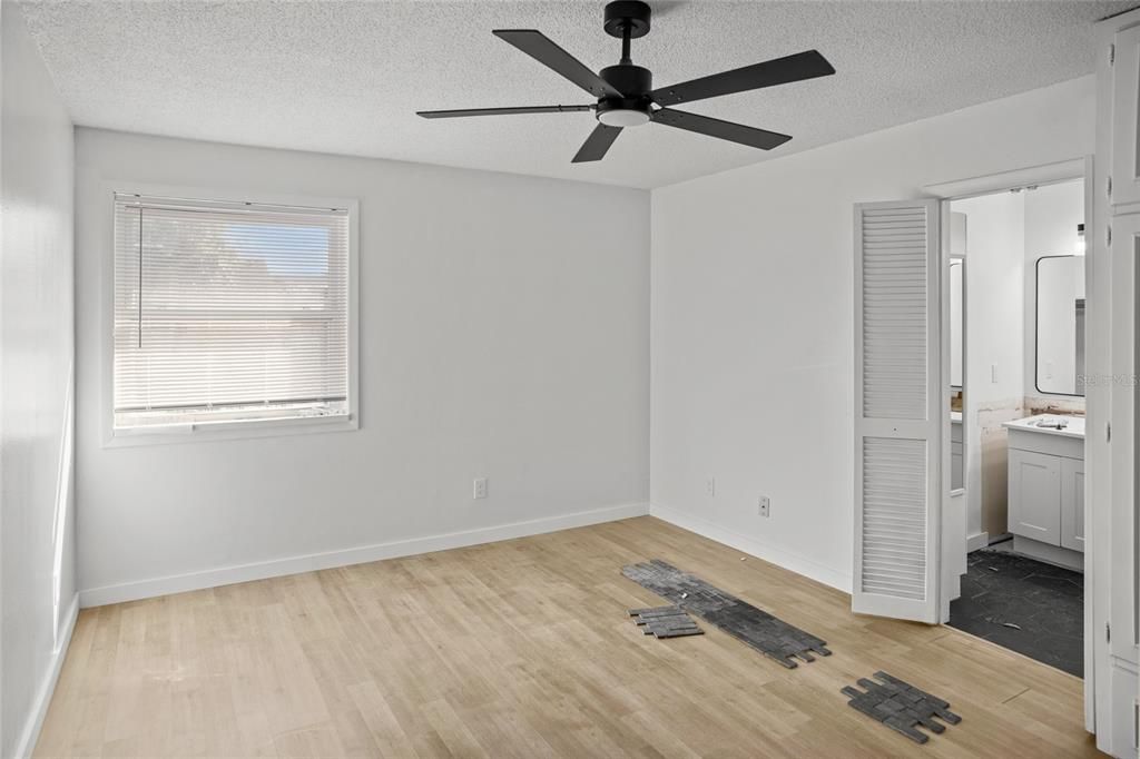 На продажу: $209,000 (3 спален, 2 ванн, 1432 Квадратных фут)