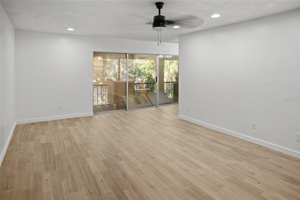 На продажу: $209,000 (3 спален, 2 ванн, 1432 Квадратных фут)