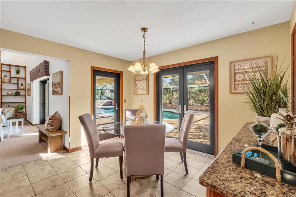 For Sale: $1,300,000 (6 beds, 4 baths, 4468 Square Feet)