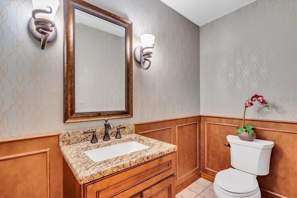 For Sale: $1,300,000 (6 beds, 4 baths, 4468 Square Feet)