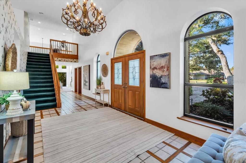 For Sale: $1,300,000 (6 beds, 4 baths, 4468 Square Feet)