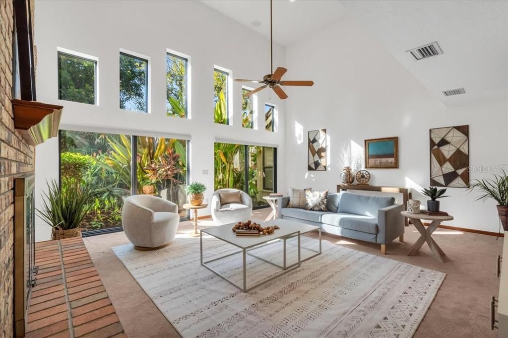 For Sale: $1,300,000 (6 beds, 4 baths, 4468 Square Feet)