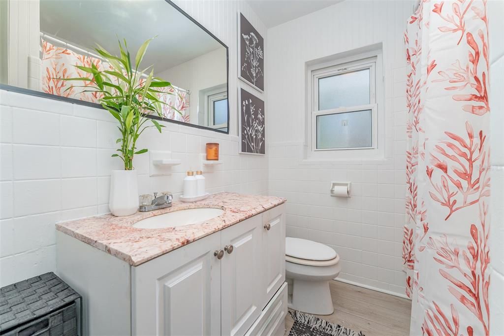 待售: $435,000 (4 贝兹, 3 浴室, 2234 平方英尺)