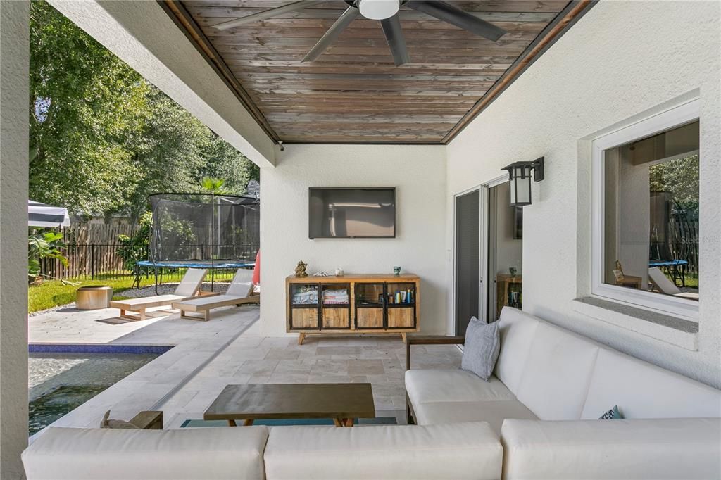 Active With Contract: $5,500 (4 beds, 3 baths, 3014 Square Feet)