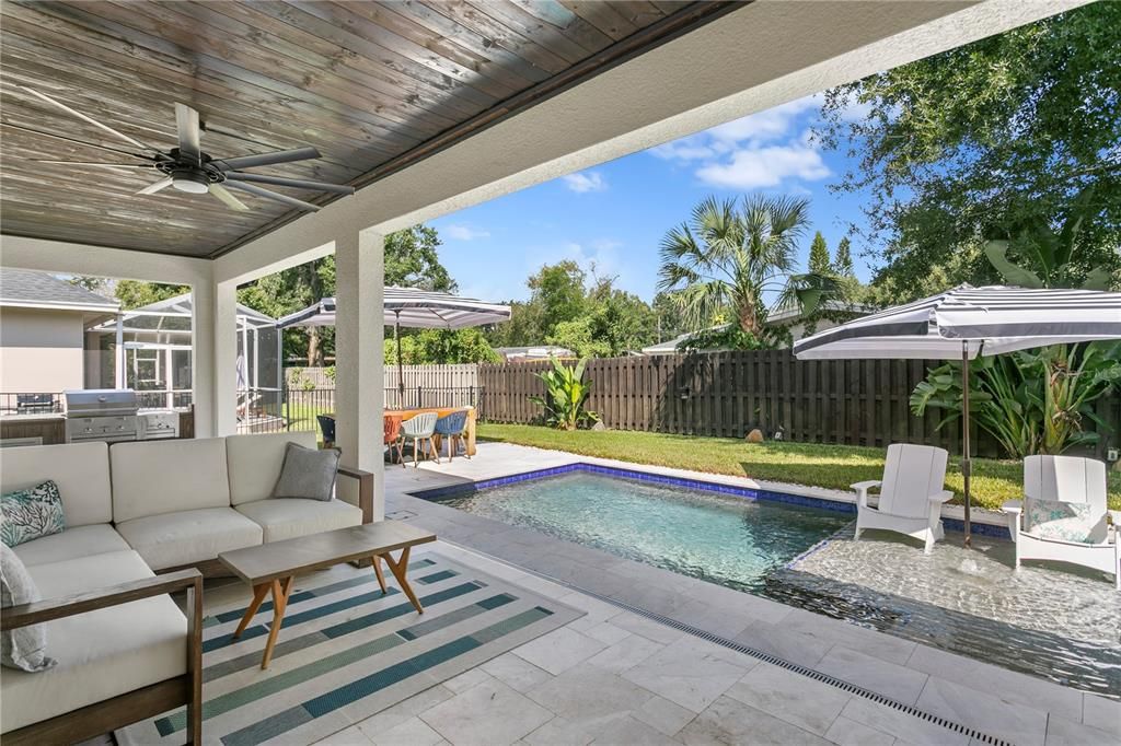 Active With Contract: $5,500 (4 beds, 3 baths, 3014 Square Feet)