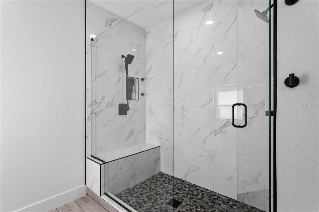 Active With Contract: $5,500 (4 beds, 3 baths, 3014 Square Feet)