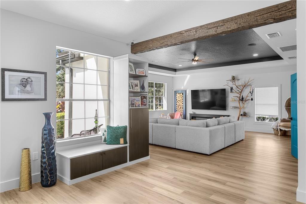 Active With Contract: $5,500 (4 beds, 3 baths, 3014 Square Feet)