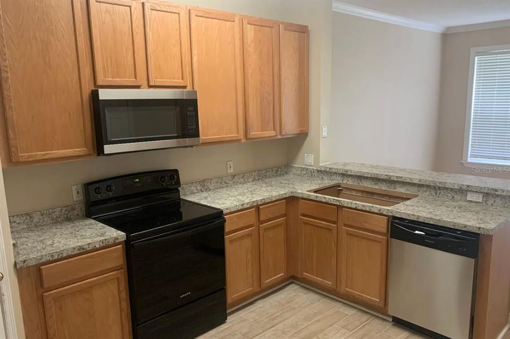 For Rent: $1,850 (2 beds, 2 baths, 1216 Square Feet)