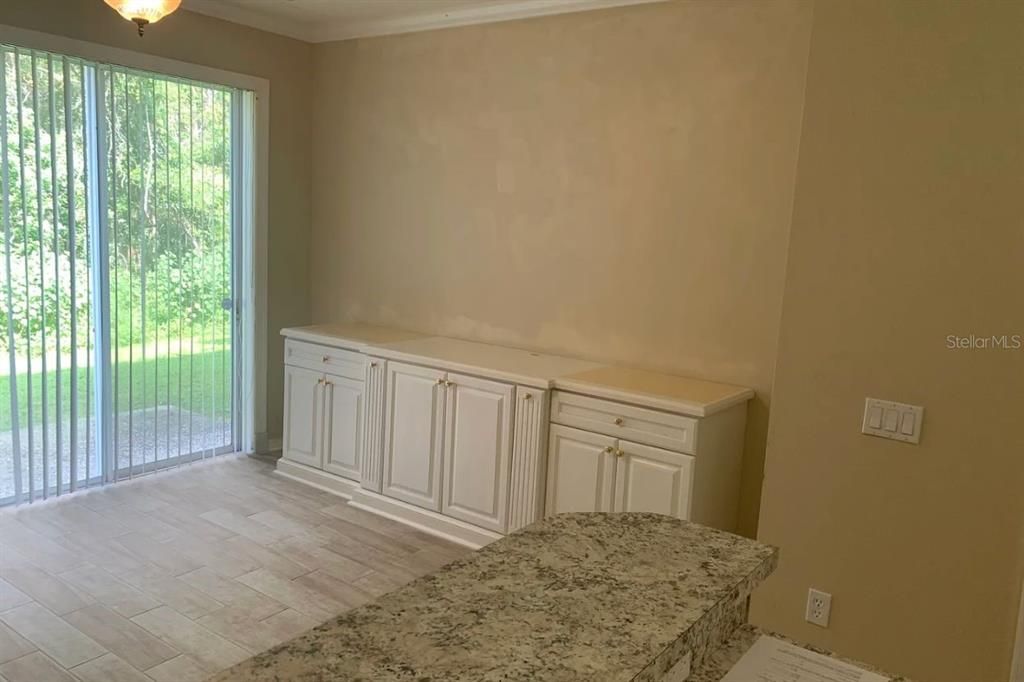 For Rent: $1,850 (2 beds, 2 baths, 1216 Square Feet)