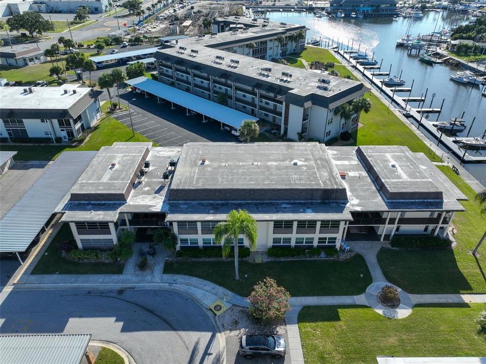 For Sale: $140,000 (2 beds, 2 baths, 1104 Square Feet)