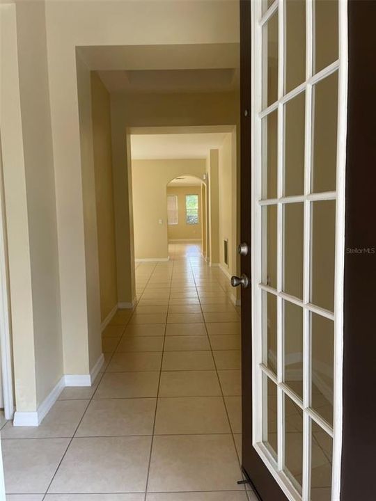 En Renta: $2,745 (3 camas, 2 baños, 2111 Pies cuadrados)