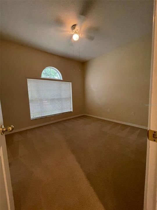 En Renta: $2,745 (3 camas, 2 baños, 2111 Pies cuadrados)