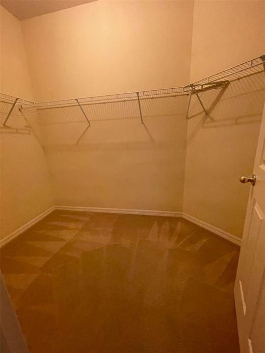 En Renta: $2,745 (3 camas, 2 baños, 2111 Pies cuadrados)