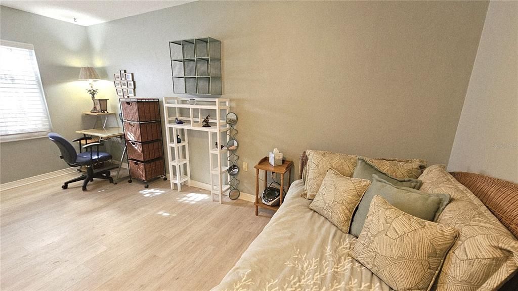 For Rent: $2,750 (2 beds, 2 baths, 1228 Square Feet)