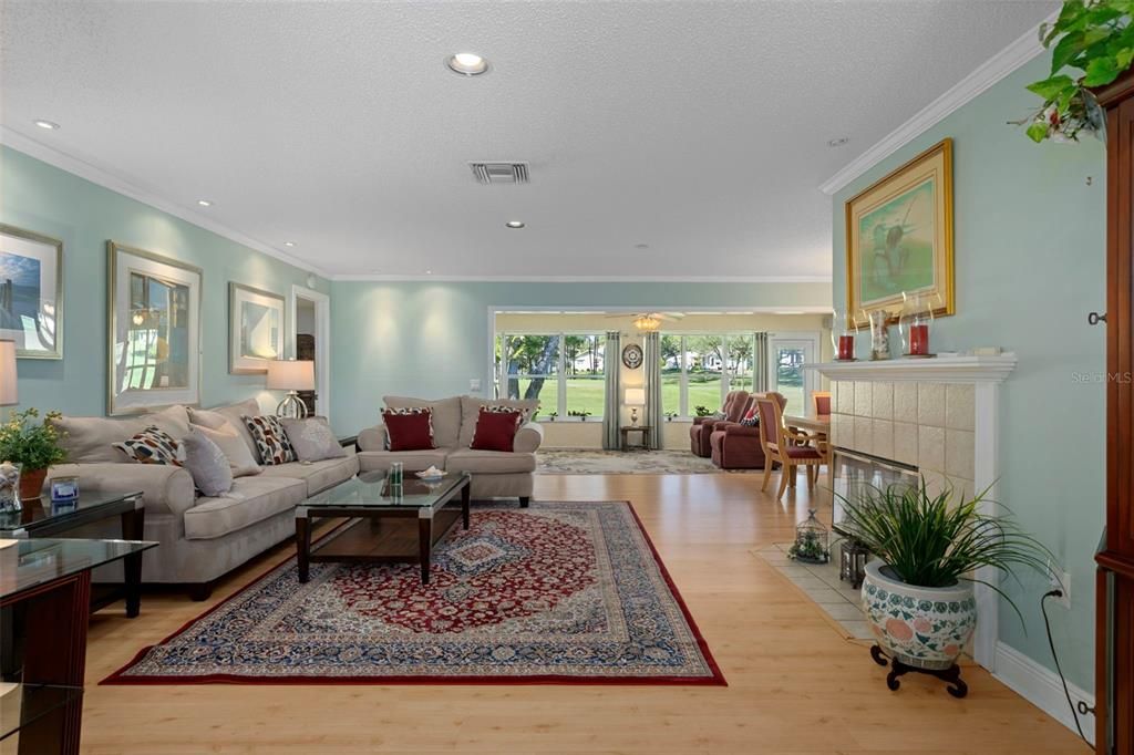 For Rent: $3,400 (2 beds, 2 baths, 1426 Square Feet)