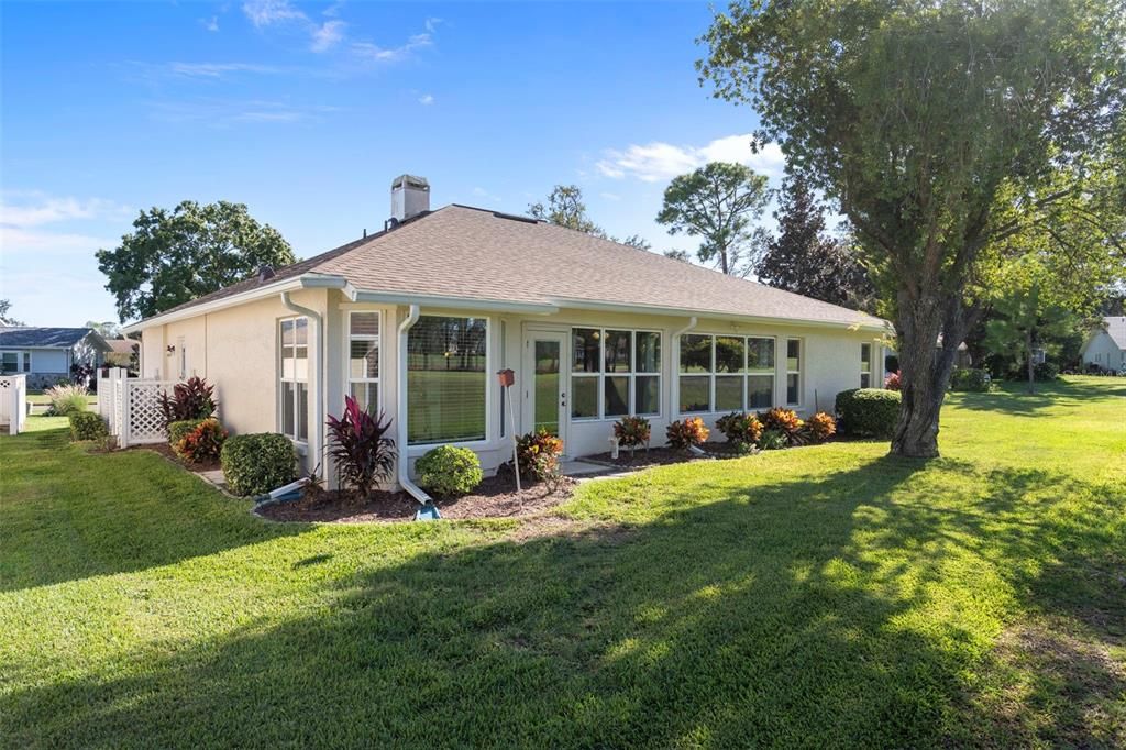 For Rent: $3,400 (2 beds, 2 baths, 1426 Square Feet)