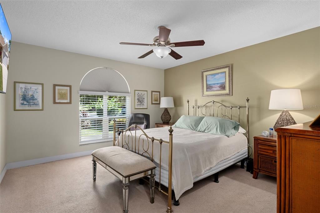 For Rent: $3,400 (2 beds, 2 baths, 1426 Square Feet)