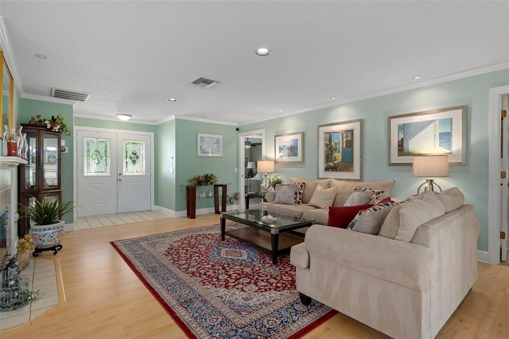 For Rent: $3,400 (2 beds, 2 baths, 1426 Square Feet)