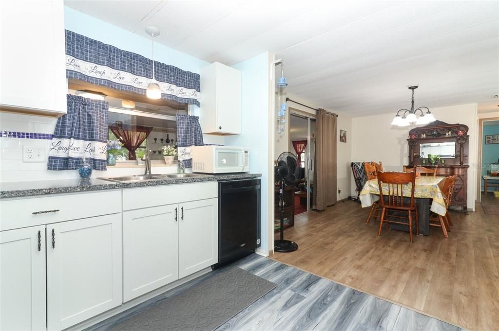 待售: $93,500 (3 贝兹, 2 浴室, 1536 平方英尺)