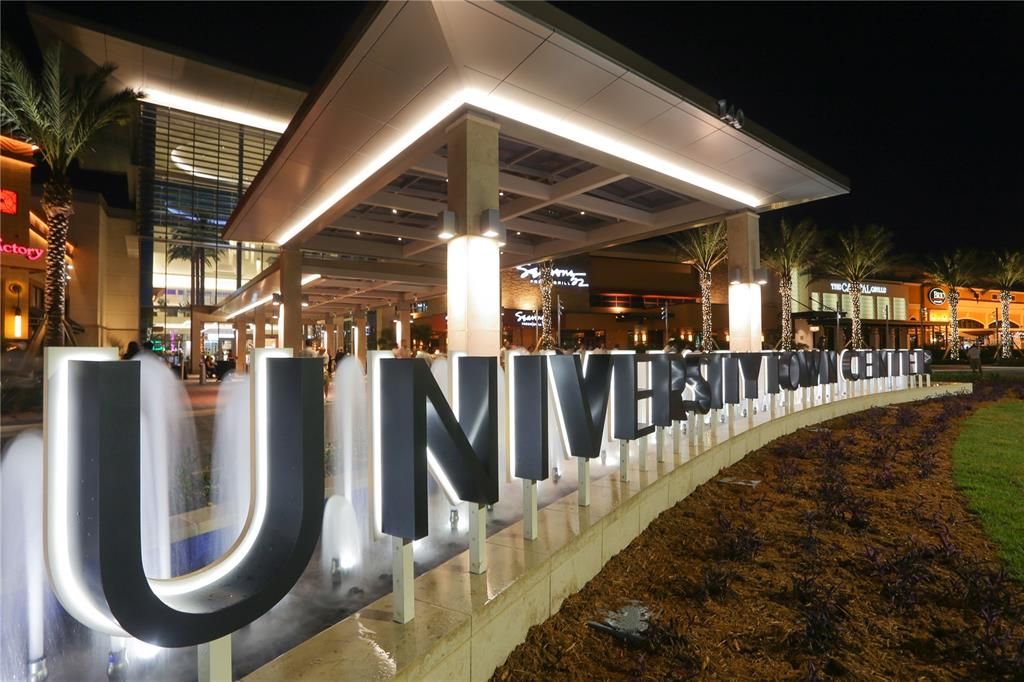 Active With Contract: $412,000 (3 beds, 2 baths, 1320 Square Feet)