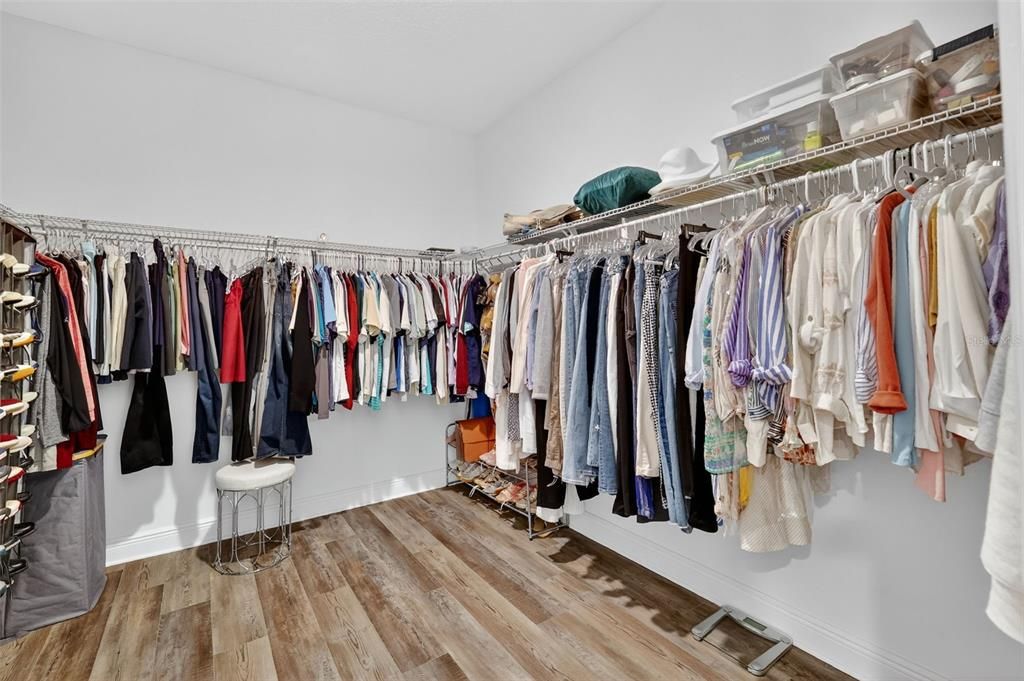 待售: $530,000 (3 贝兹, 3 浴室, 2307 平方英尺)