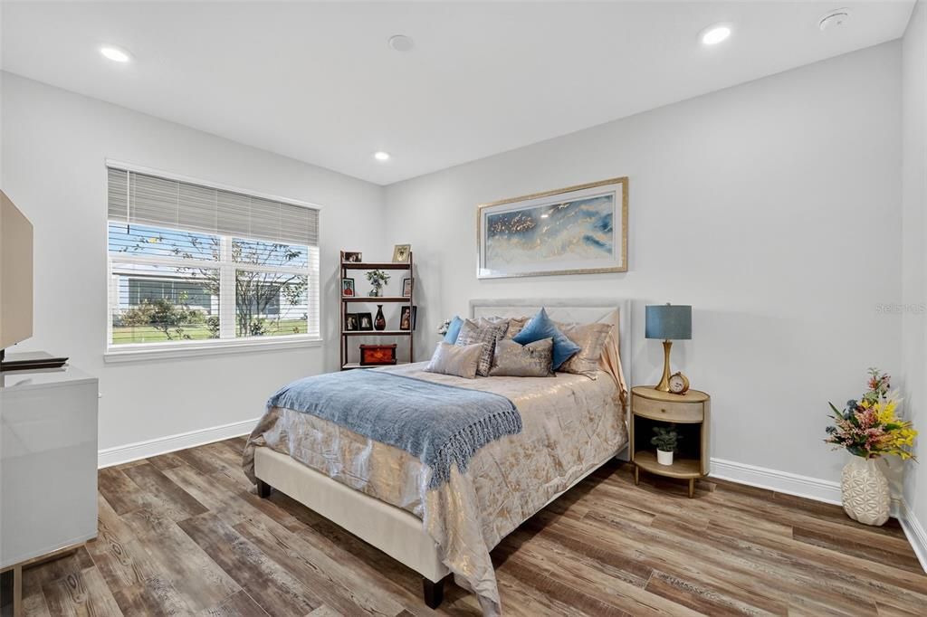 待售: $530,000 (3 贝兹, 3 浴室, 2307 平方英尺)