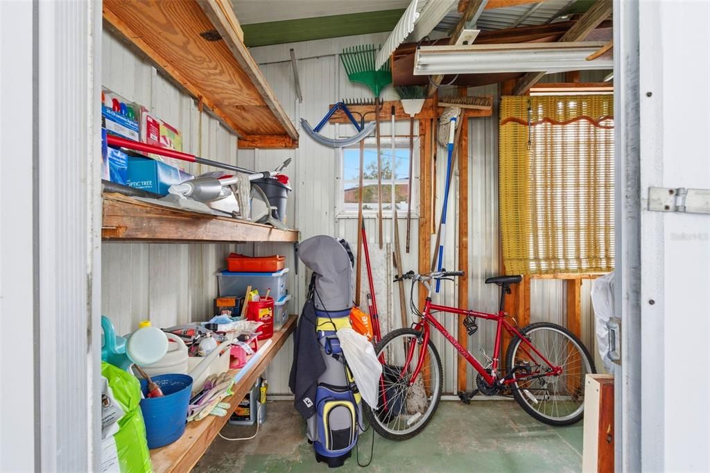 На продажу: $85,000 (2 спален, 1 ванн, 852 Квадратных фут)