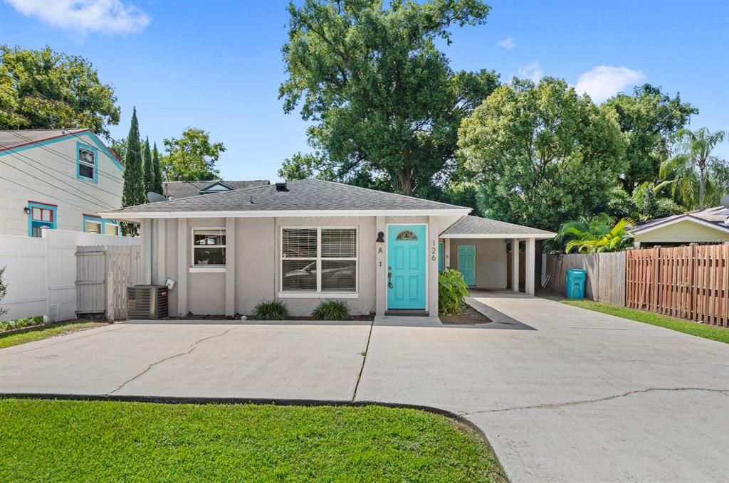 For Rent: $1,795 (2 beds, 2 baths, 800 Square Feet)