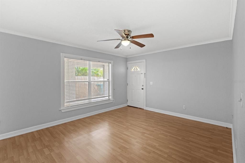 For Rent: $1,795 (2 beds, 2 baths, 800 Square Feet)