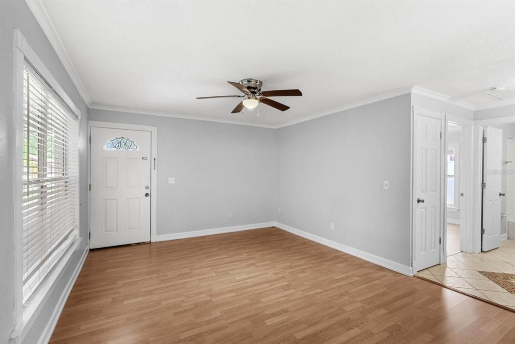 For Rent: $1,795 (2 beds, 2 baths, 800 Square Feet)