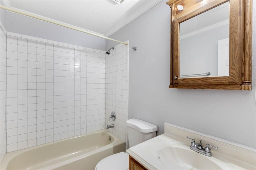 For Rent: $1,795 (2 beds, 2 baths, 800 Square Feet)