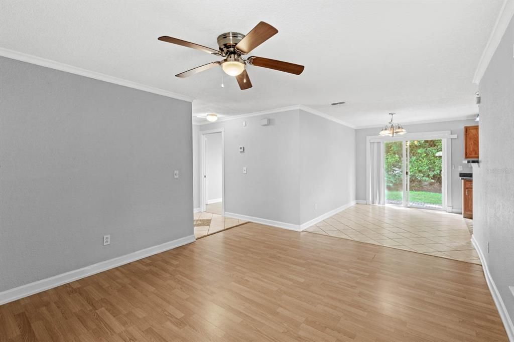 For Rent: $1,795 (2 beds, 2 baths, 800 Square Feet)