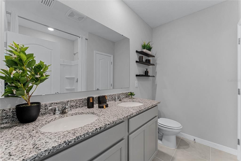 合同活跃: $339,990 (3 贝兹, 2 浴室, 1530 平方英尺)