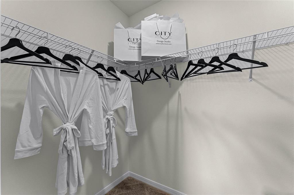 合同活跃: $339,990 (3 贝兹, 2 浴室, 1530 平方英尺)