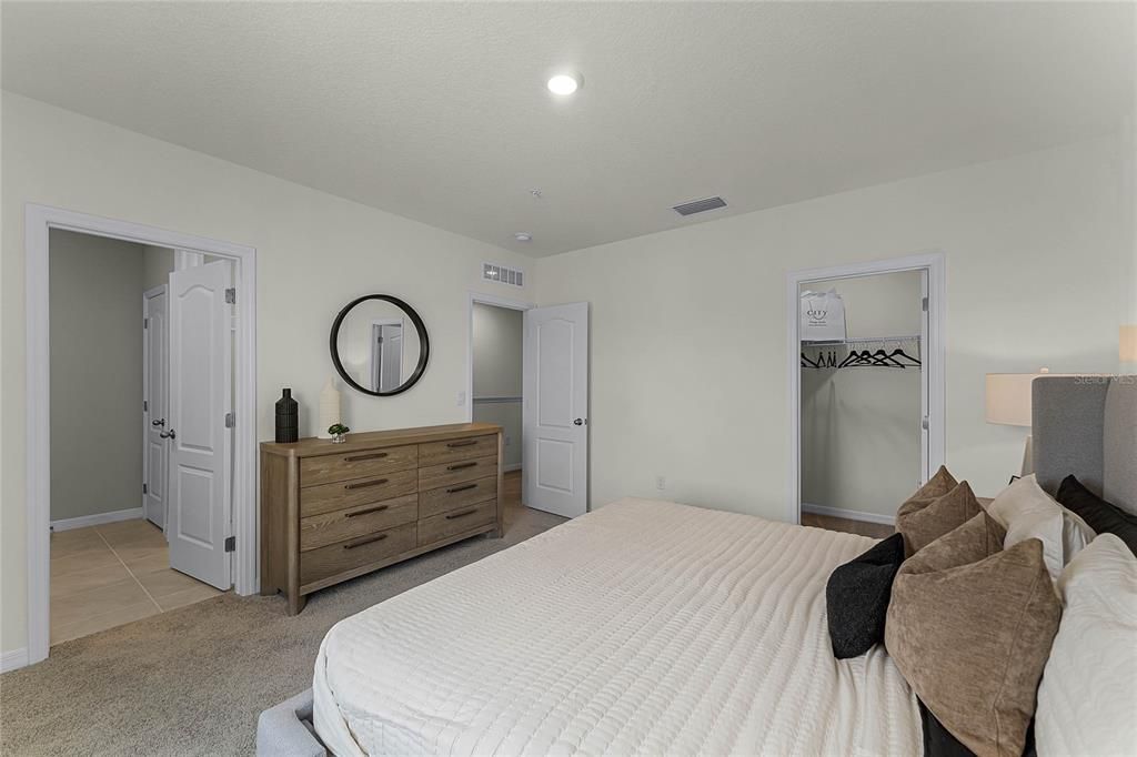 合同活跃: $339,990 (3 贝兹, 2 浴室, 1530 平方英尺)