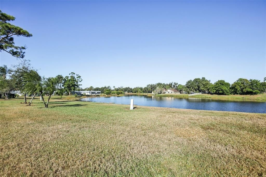 待售: $115,000 (2 贝兹, 2 浴室, 960 平方英尺)