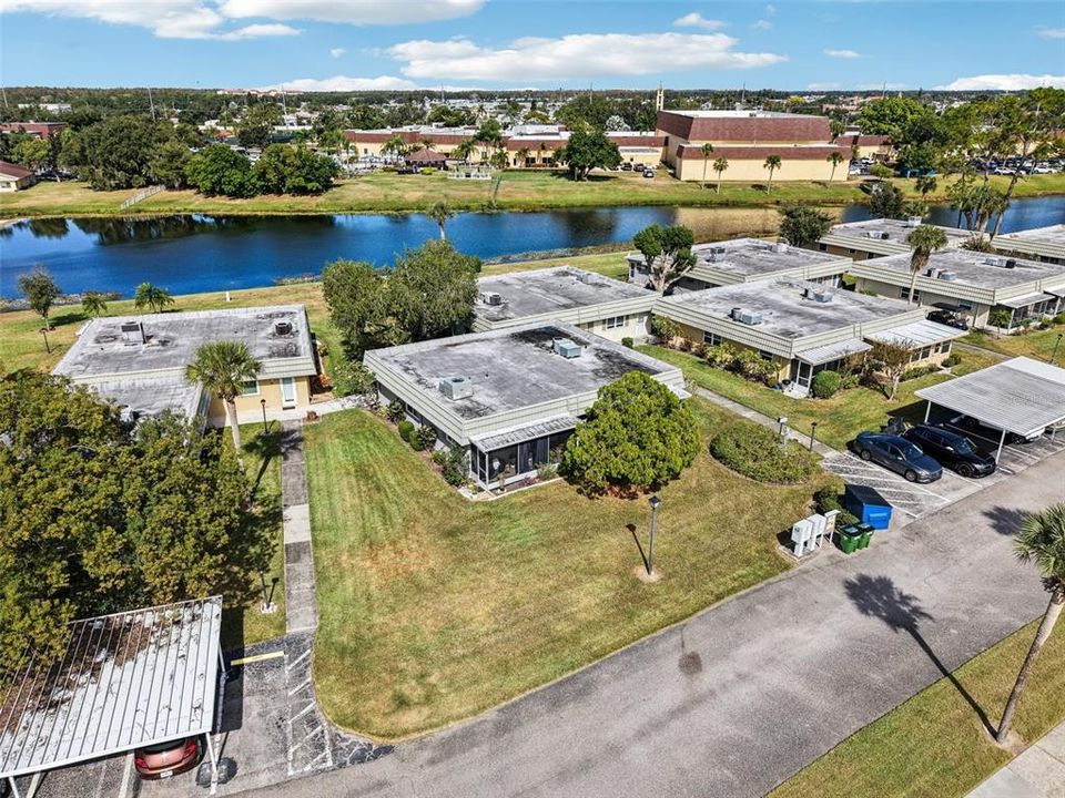 待售: $115,000 (2 贝兹, 2 浴室, 960 平方英尺)