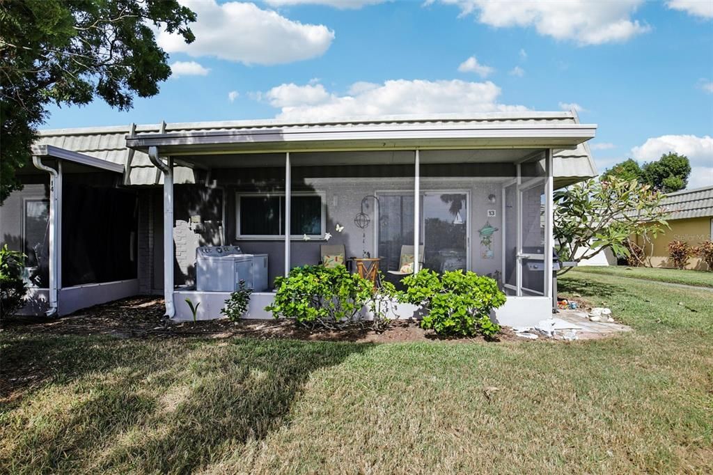 待售: $115,000 (2 贝兹, 2 浴室, 960 平方英尺)