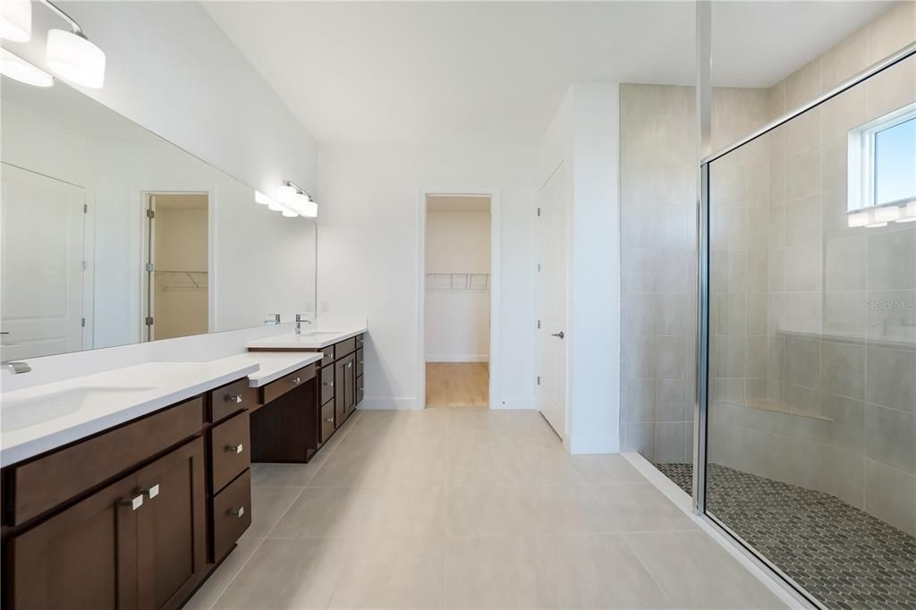 На продажу: $1,025,000 (4 спален, 3 ванн, 3108 Квадратных фут)