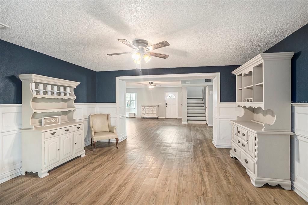 For Sale: $679,999 (5 beds, 3 baths, 3480 Square Feet)