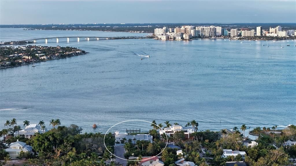 For Sale: $9,850,000 (1.11 acres)