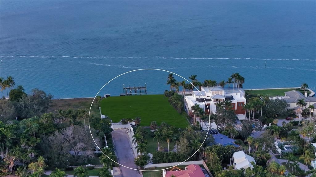 For Sale: $9,850,000 (1.11 acres)