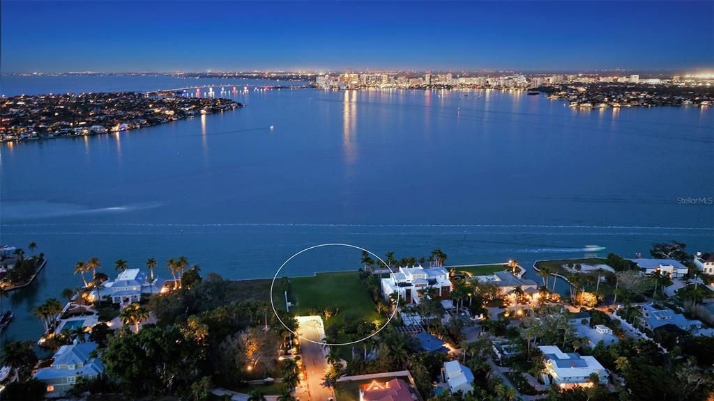 For Sale: $9,850,000 (1.11 acres)