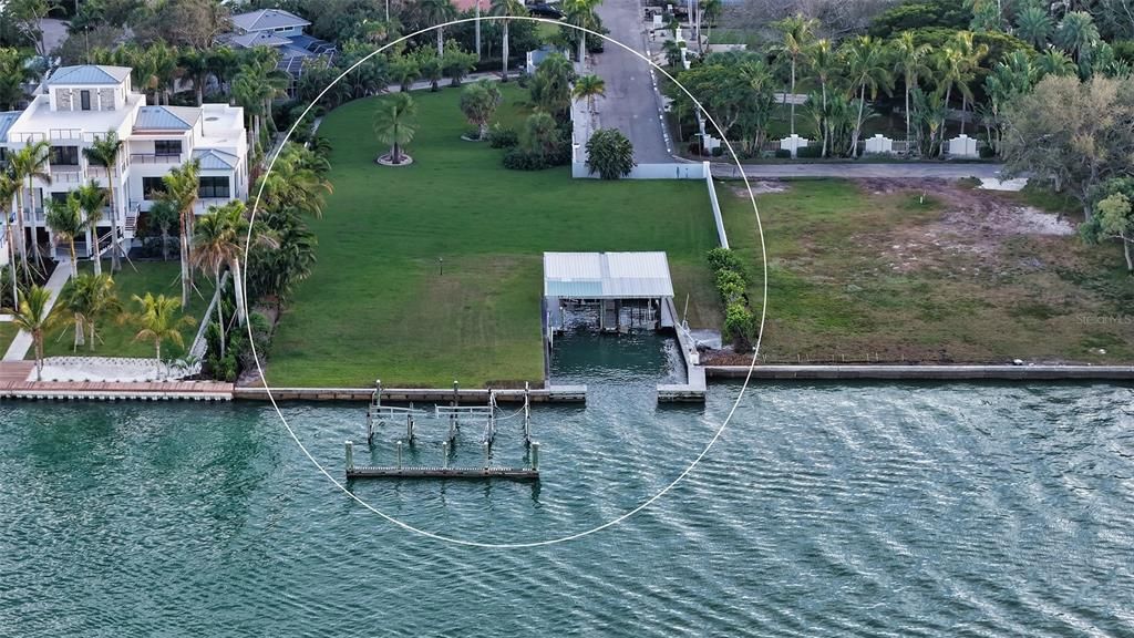 For Sale: $9,850,000 (1.11 acres)