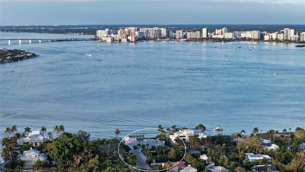 For Sale: $9,850,000 (1.11 acres)