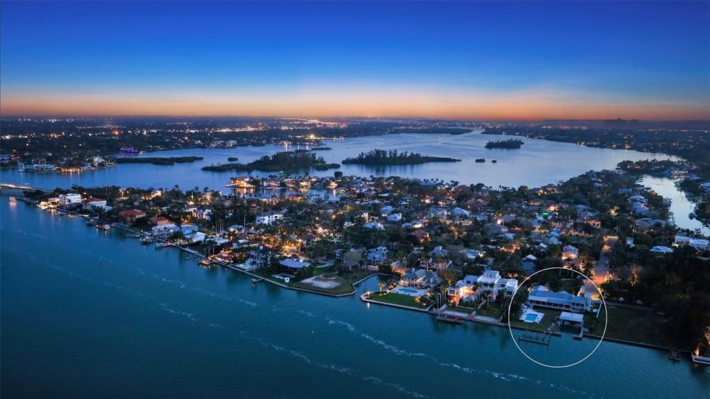 For Sale: $9,850,000 (1.11 acres)