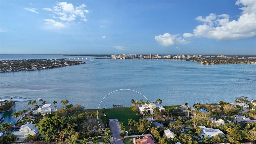 For Sale: $9,850,000 (1.11 acres)